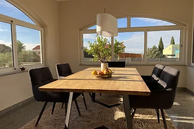 1 Villa Colonia