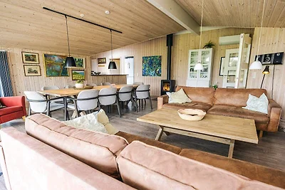 8 person holiday home in Ålbæk