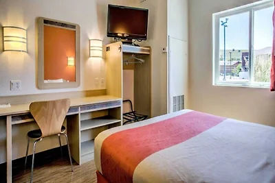 1 Queen -bett | Ns | Mini -kühlschrank