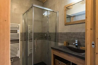 Apartment in Les Retenues Ski-in/Ski-out