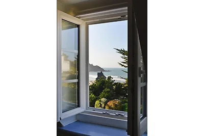 Villa in Locquirec mit Garten
