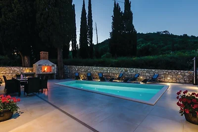 Vacanza a Zaton vicino al mare Adriatico