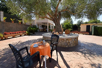 Huis in Muro met zwembad en uitzicht op de...