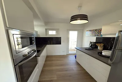 Apartment am Meer mit Balkon und Terrasse