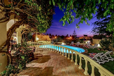 Villa per 8 persone con giardino