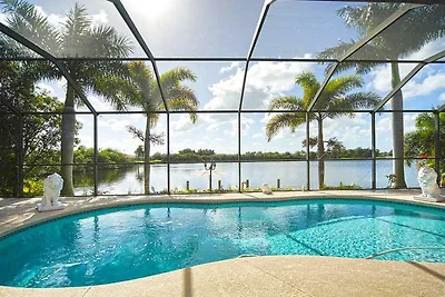 Villa en Cape Coral con piscina