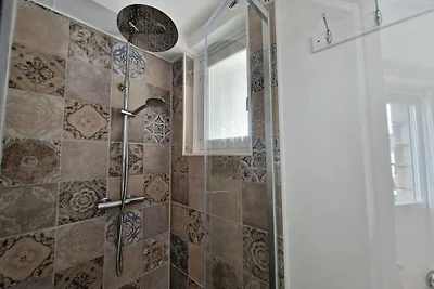 Ferienwohnung mit Balkonterrasse nahe Strand