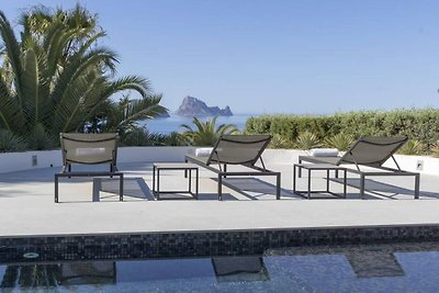 Ibizenkische Villa mit Meerblick