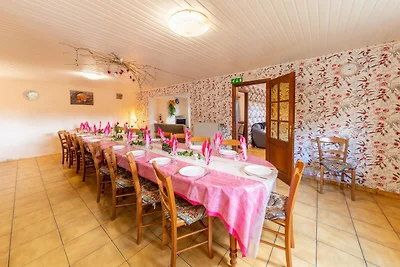 Ferienhaus in Montleban mit Sauna
