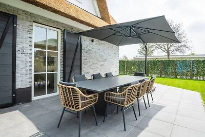 Villa auf Texel nahe Strand und Wald