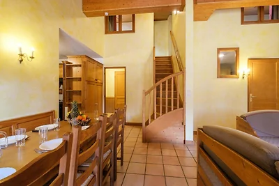 5-Zimmer-Maisonette-Apartment mit Kabine für ...