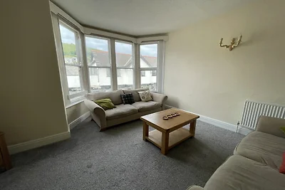 SEASIDE Apartment Two Bed Room Apartment (4...