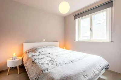 2-Zimmer-Wohnung mit seitlichem Meerblick