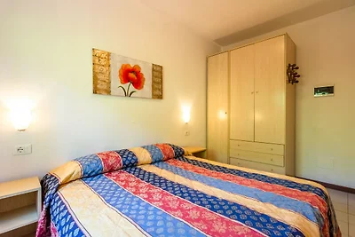 Moderno appartamento a Manerba del Garda vici...