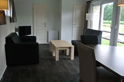 Chalet con due bagni e uno sloop, a Giethoorn