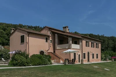 Elegante appartamento a 1 ora da Roma