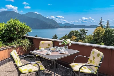 Wohnung in Ghiffa mit Schwimmbecken