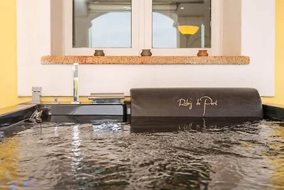 Apartment mit Meerblick, Whirlpool und Balkon