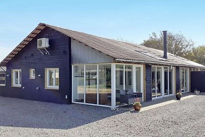 12 Personen Ferienhaus in Vinderup-By Traum