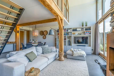 Luxuriöse und nachhaltige Ferienvilla für 6...