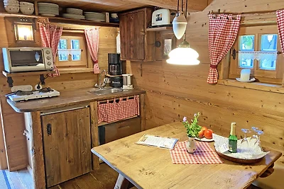 Exclusive Bio-Almhütte mit vielen Extras in...