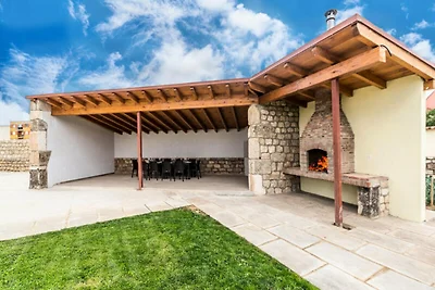 Villa in der Nähe von Burgos mit Grill und...