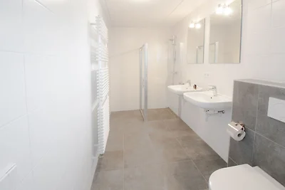 Loggia benessere con doccia solare