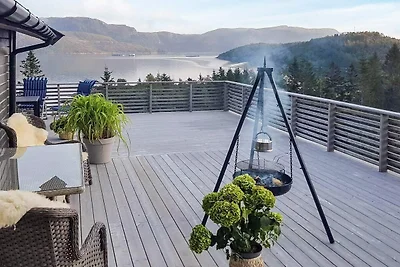 4 Sterne Ferienhaus in Naustbukta