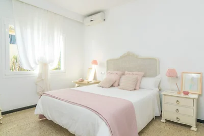 Construcciones Balaguer - Villa Con Piscina