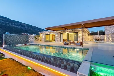 Villa a Kas con piscina
