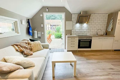 4 Personen Ferienhaus in FÄRLÖV-By Traum