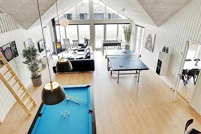 24 Personen Ferienhaus in Grenaa