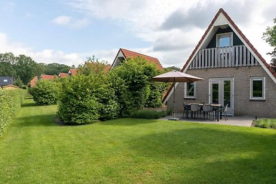 Vrijstaand huis met tuin vlakbij de...