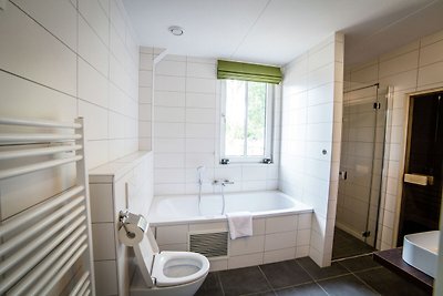 Villa con vasca da bagno, a 4 km da...