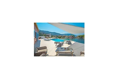 Villa in Griechenland mit Schwimmbecken