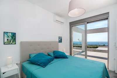 Villa in Kalythies mit Meeresstrand
