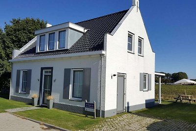 Geräumiges Ferienhaus in Wolphaartsdijk mit...