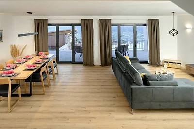 Sunlit Shores Beach Villa with Pool, Gym and ...