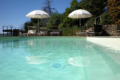 Bauernhaus in Cortona mit Swimmingpool