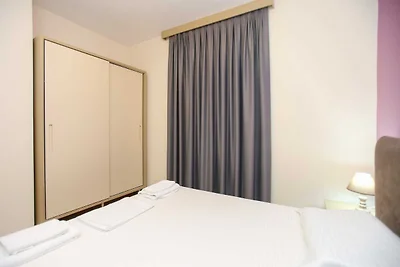 Strandappartement in Albanië met Zwembaden