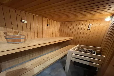 Ferienhaus mit Sauna im Ferienpark Mirow