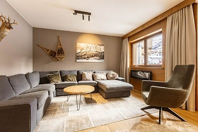 Uitnodigend chalet met zwembad in Tirol