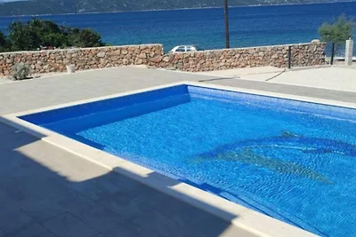 Villa Tamaris - Two Bedroom Holiday Home with...