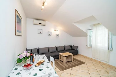 Apartment Matej - One Bedroom Apartment (Žrta...