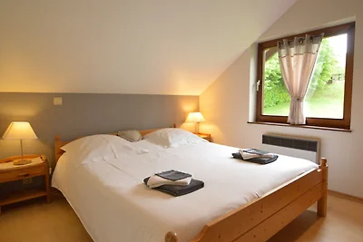 Charmant chalet in de natuurlijke omgeving va...