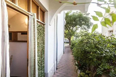 Luxuriöses Srima-Retreat mit Bootsanlegeplatz