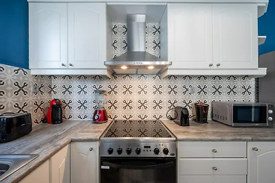 Villa in Platanes mit Pool am Strand