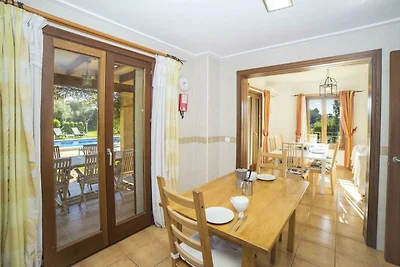 Luxuriöses Ferienhaus mit privatem Pool
