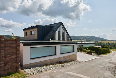 Villa a Radvanice con vasca idromassaggio