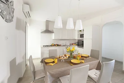 Appartamento con 2 camere da letto a Sorrento
